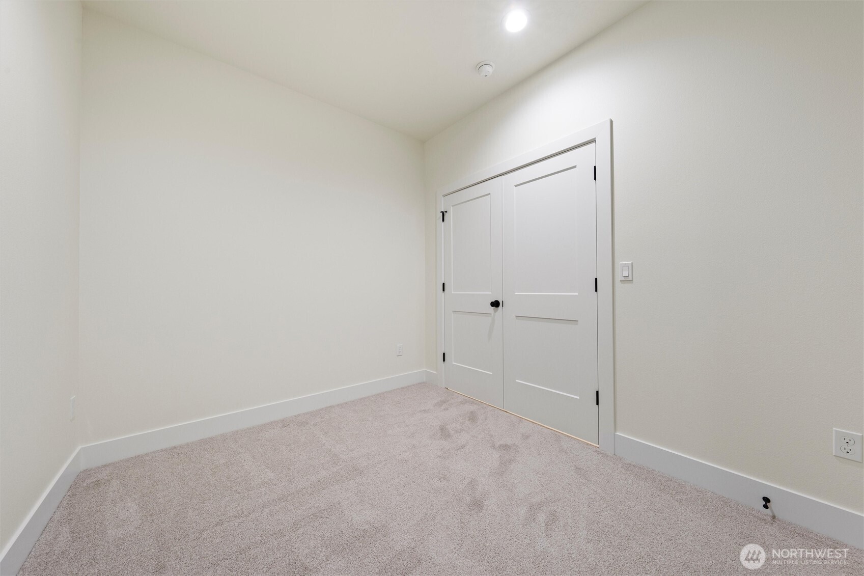 744 N WIDGEON Street , Moses Lake, WA 98837