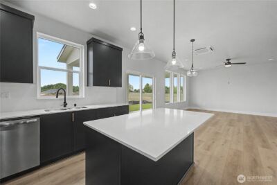 744 N WIDGEON Street , Moses Lake, WA 98837 - Photo 12