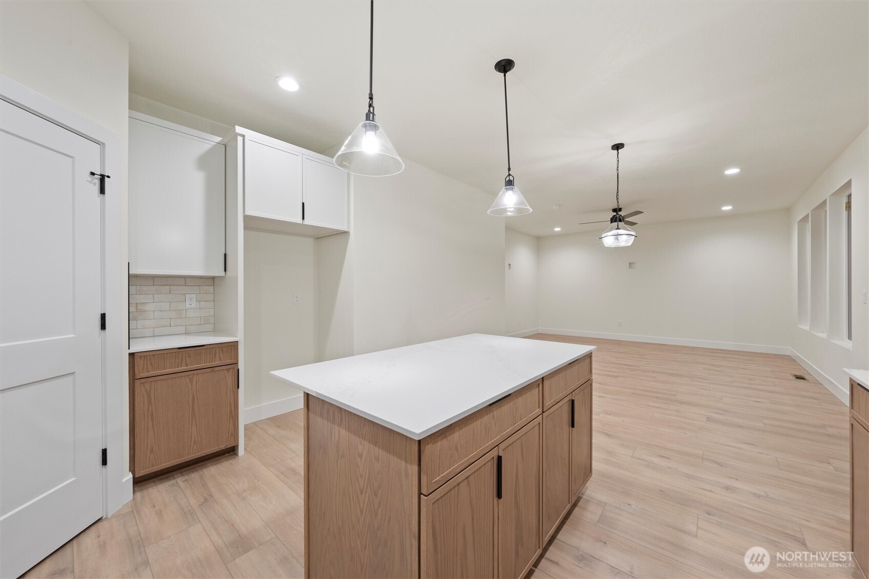 744 N WIDGEON Street , Moses Lake, WA 98837