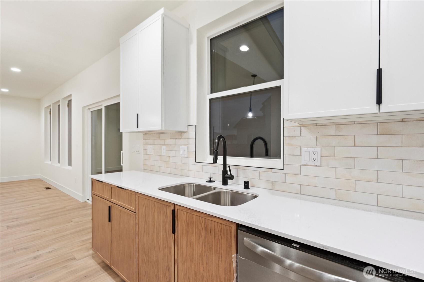 744 N WIDGEON Street , Moses Lake, WA 98837