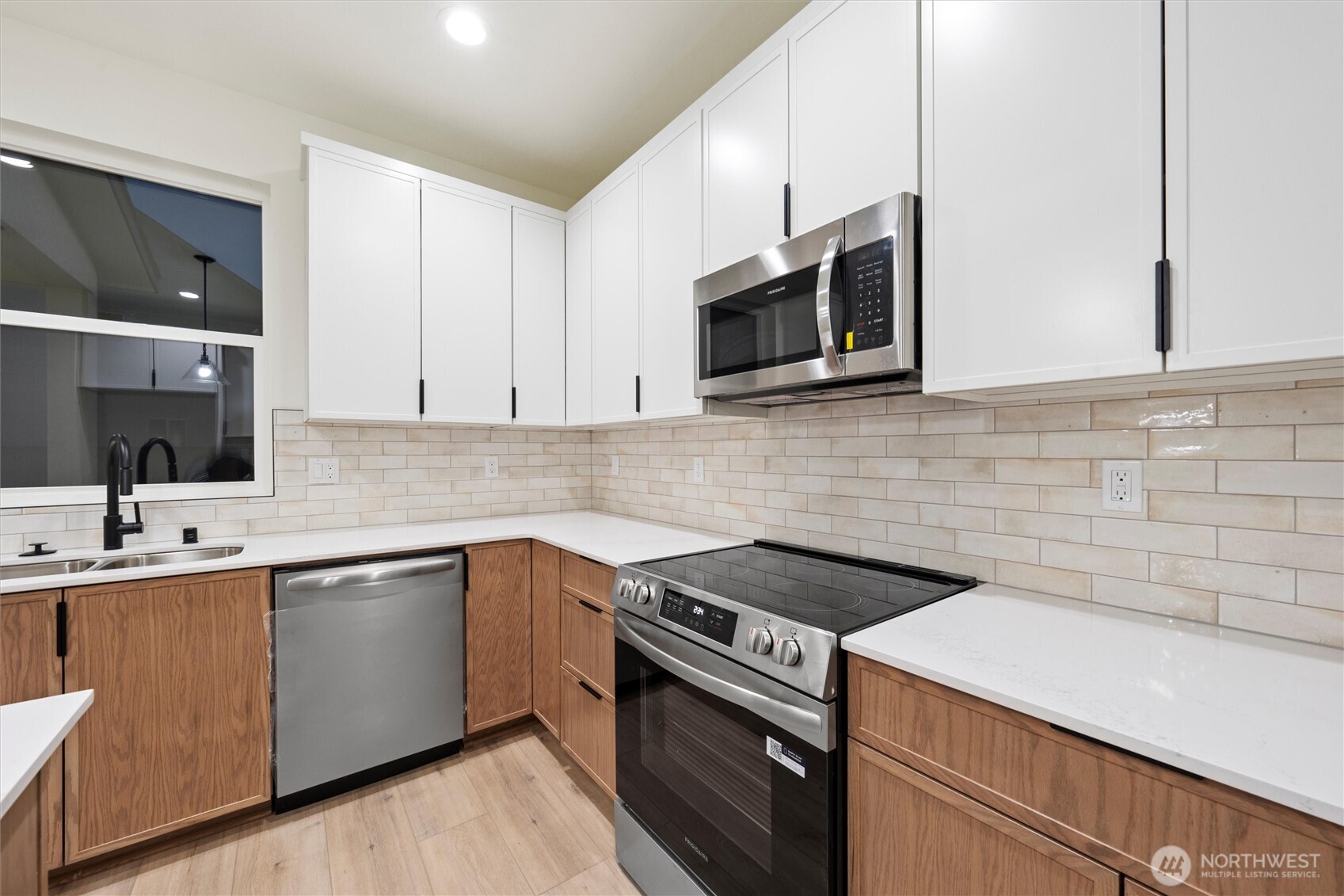 744 N WIDGEON Street , Moses Lake, WA 98837