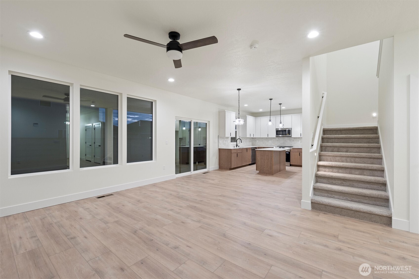 744 N WIDGEON Street , Moses Lake, WA 98837