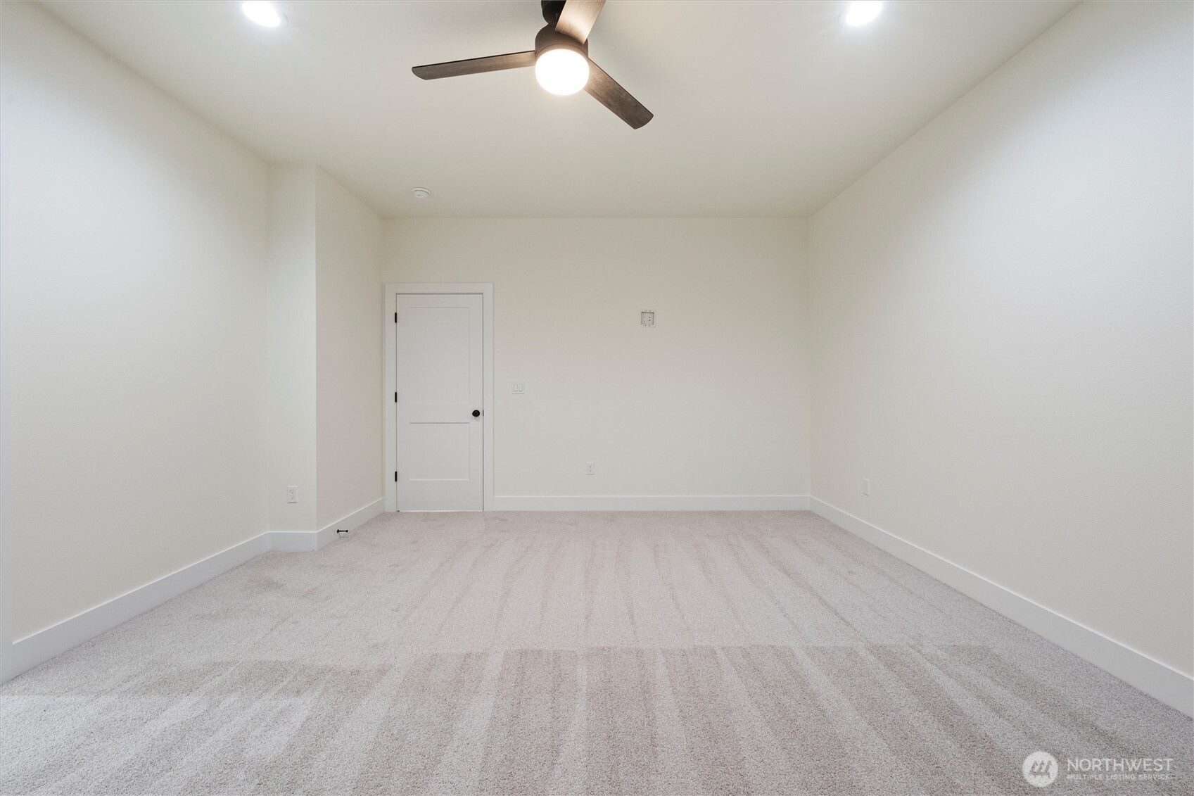 744 N WIDGEON Street , Moses Lake, WA 98837