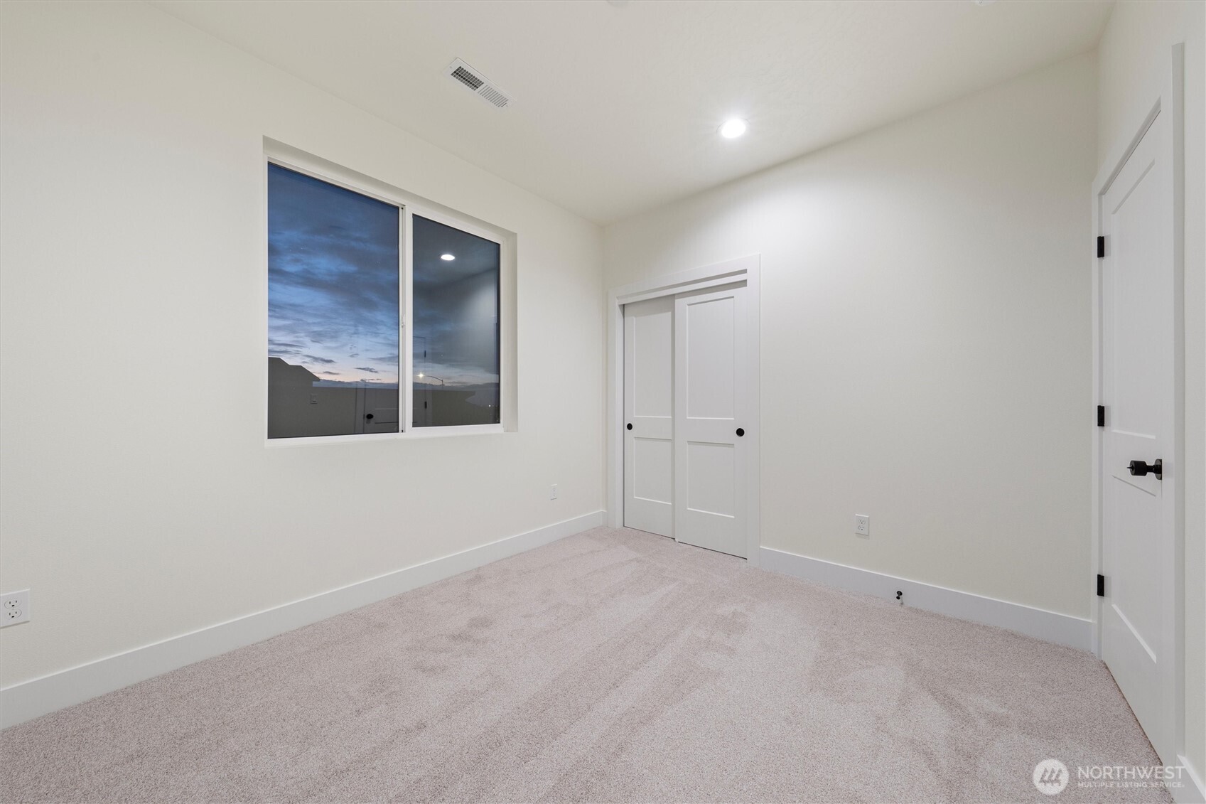 744 N WIDGEON Street , Moses Lake, WA 98837