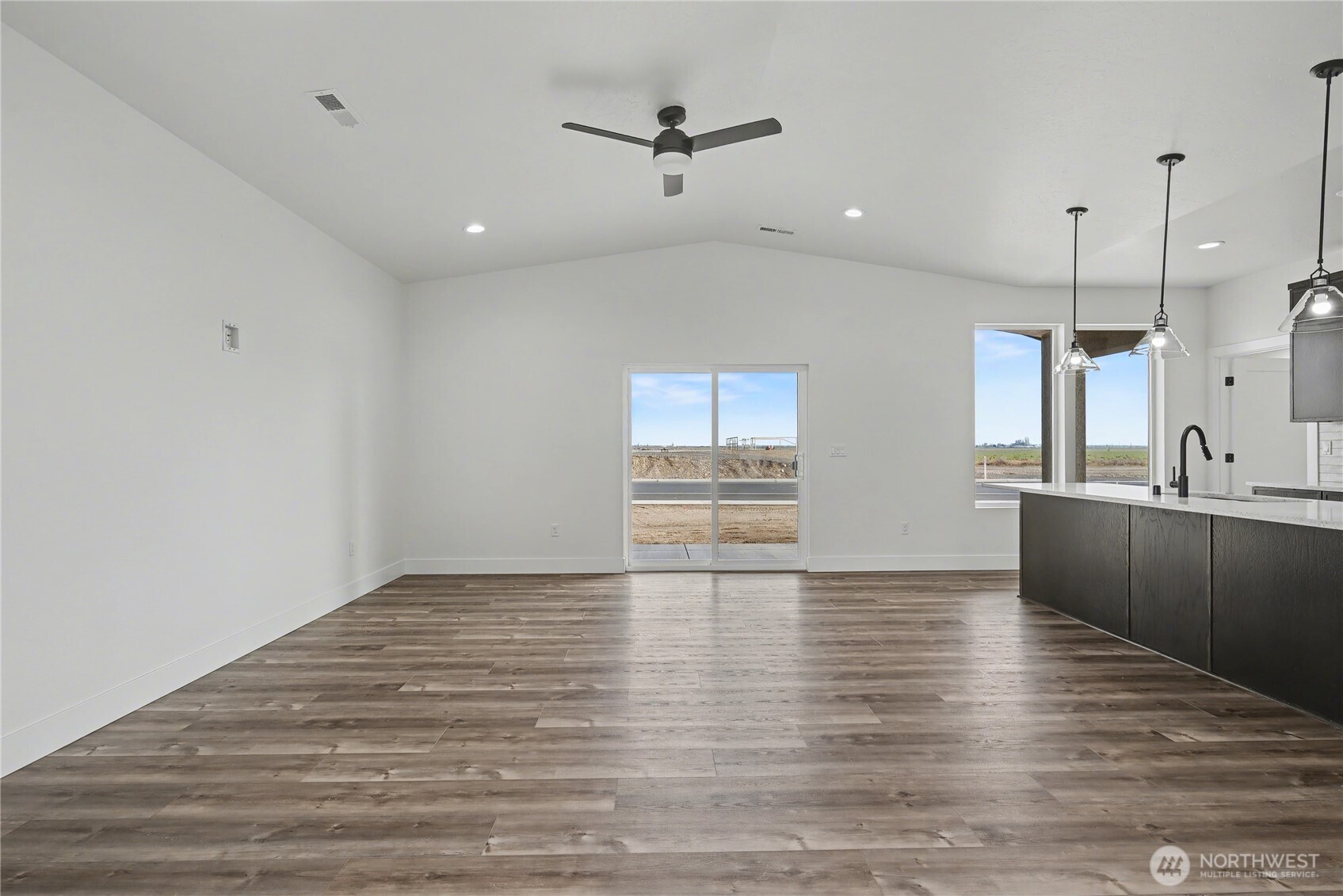 739 N Muscovy Street , Moses Lake, WA 98837