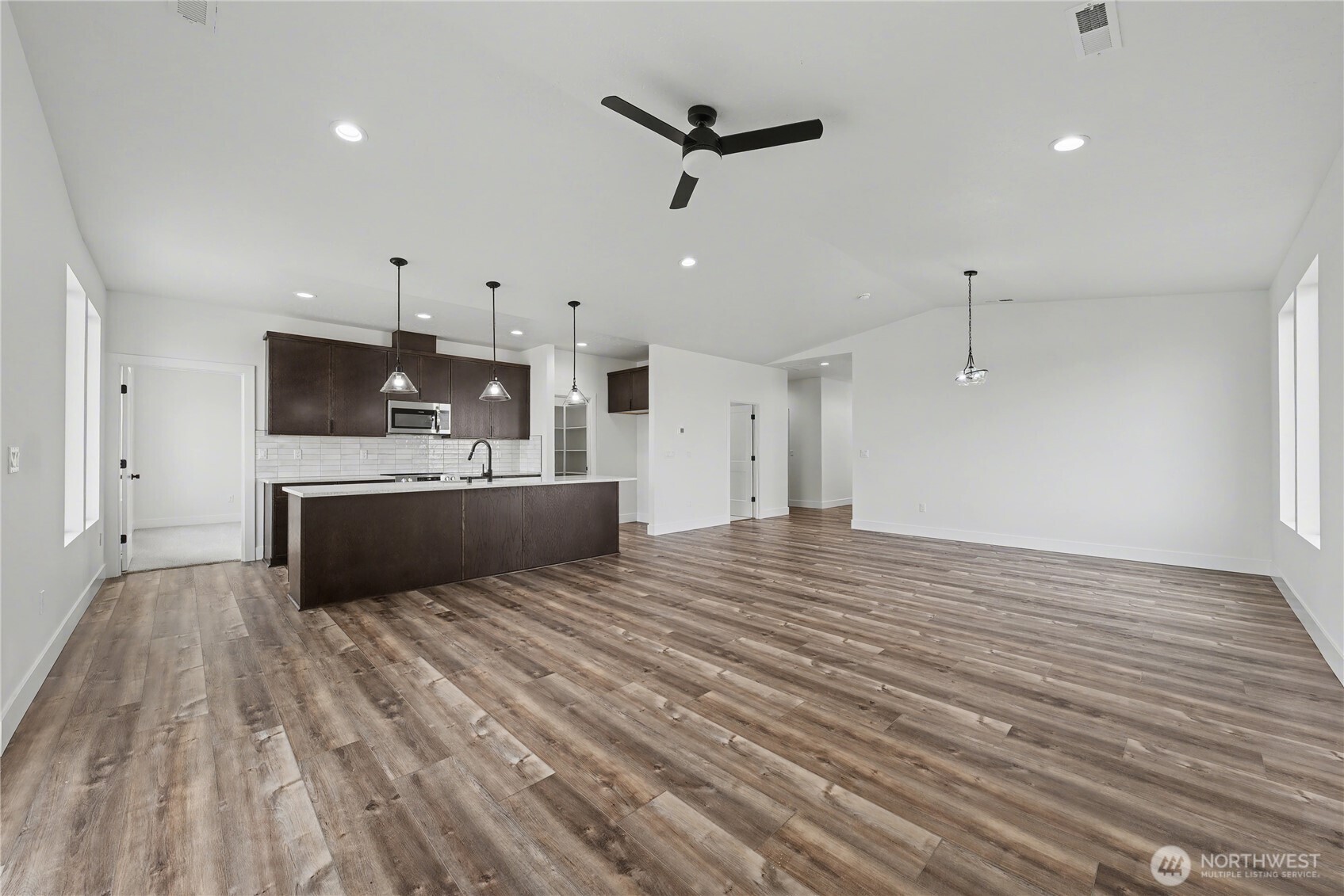 739 N Muscovy Street , Moses Lake, WA 98837