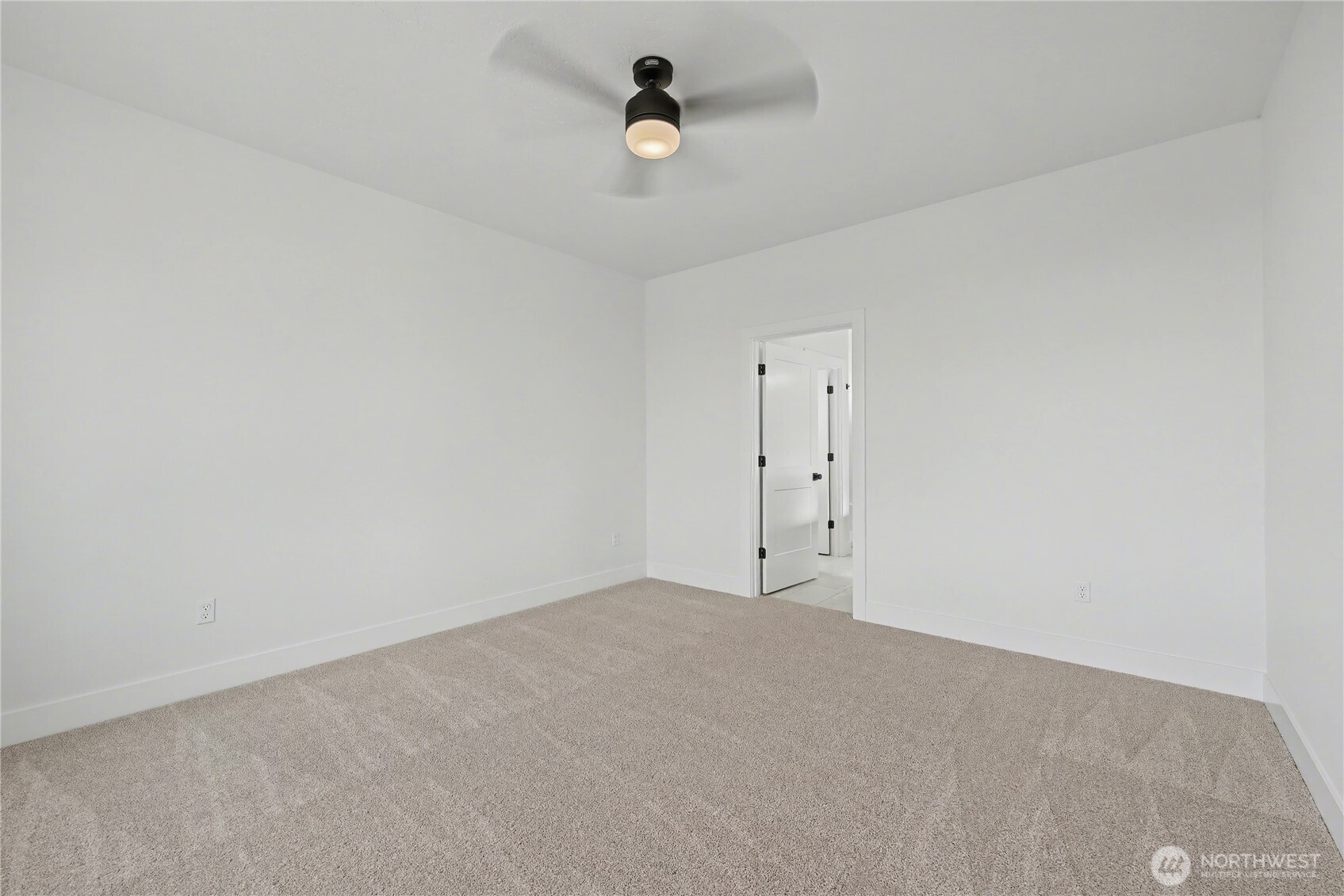 739 N Muscovy Street , Moses Lake, WA 98837