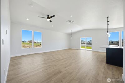 739 N Muscovy Street , Moses Lake, WA 98837 - Photo 3