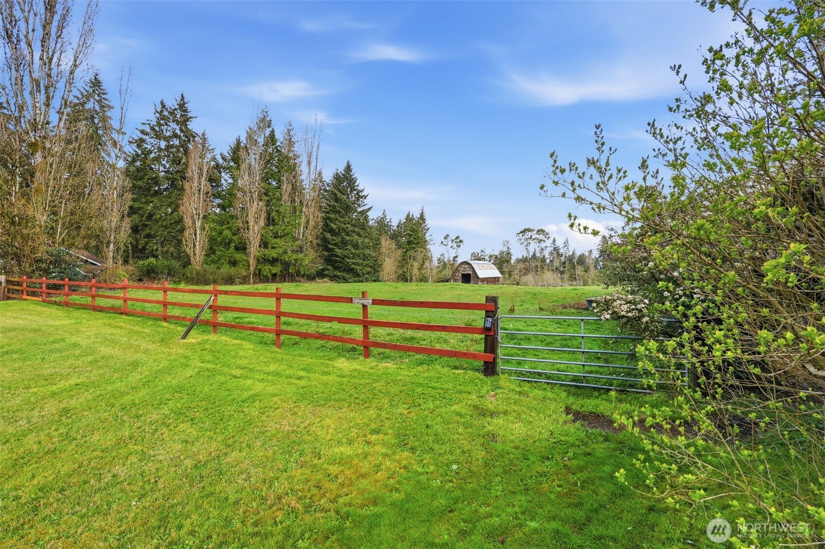 2723 Key Peninsula Highway SW, Lakebay, WA 98349