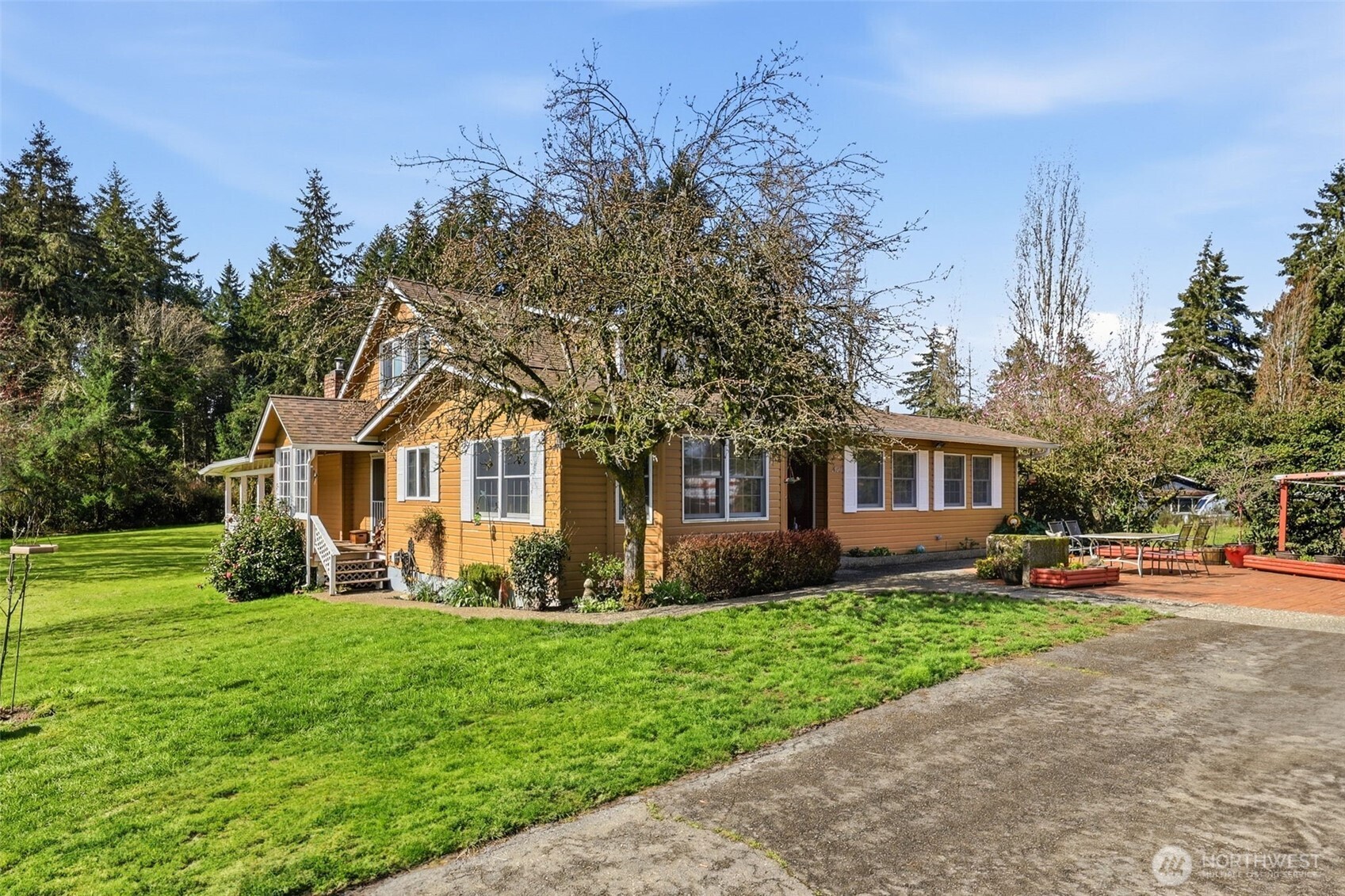 2723 Key Peninsula Highway SW, Lakebay, WA 98349