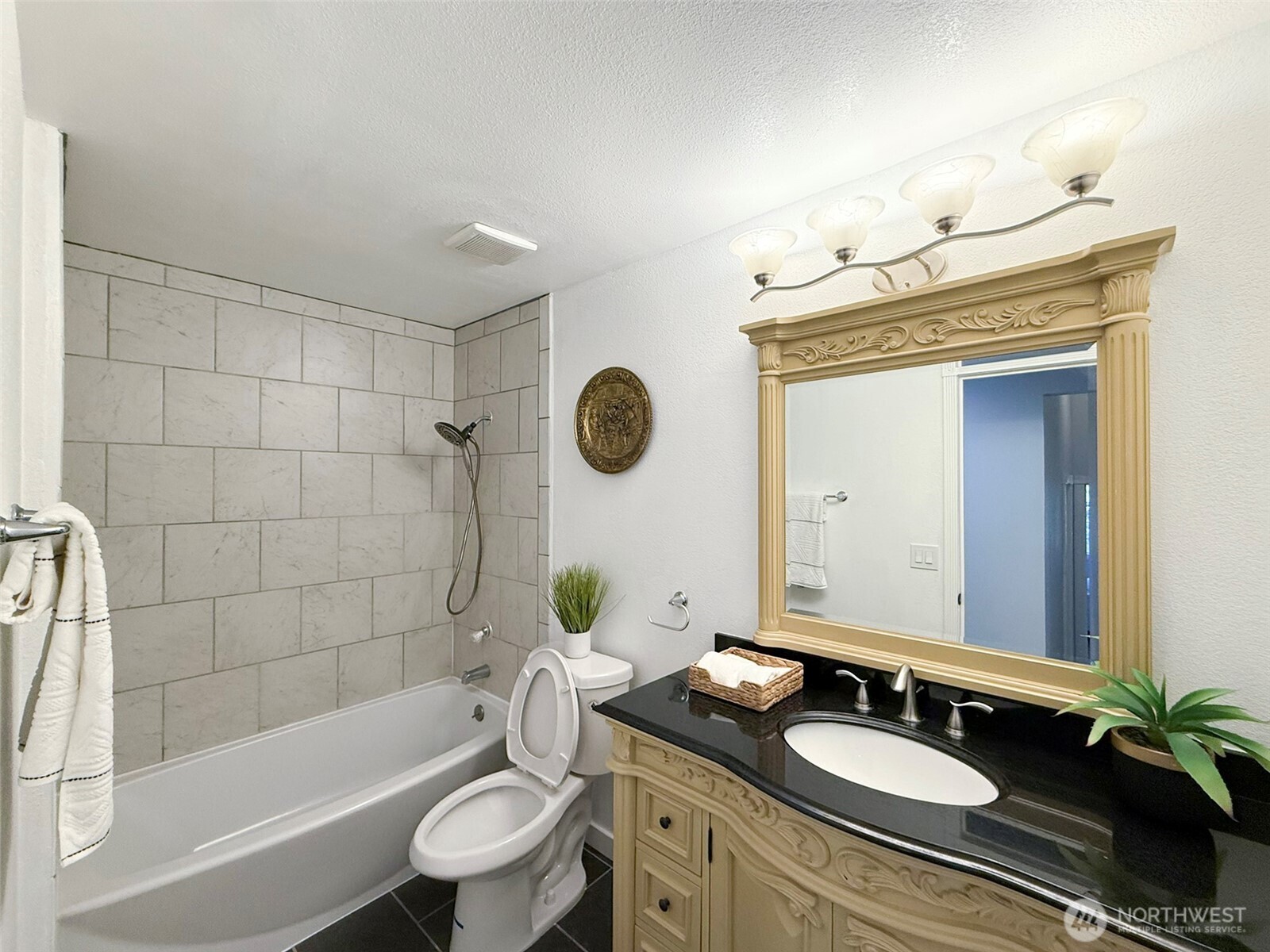 13400 SE 337th Street , Auburn, WA 98092