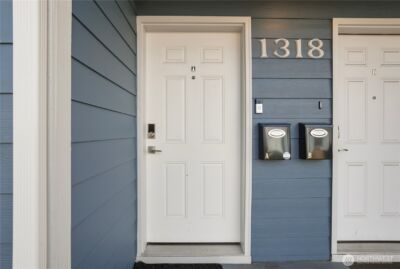 1318 S J Street , Tacoma, WA 98405 - Photo 3