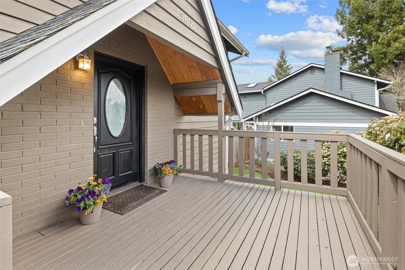 15601 125th Place NE, Woodinville, WA 98072