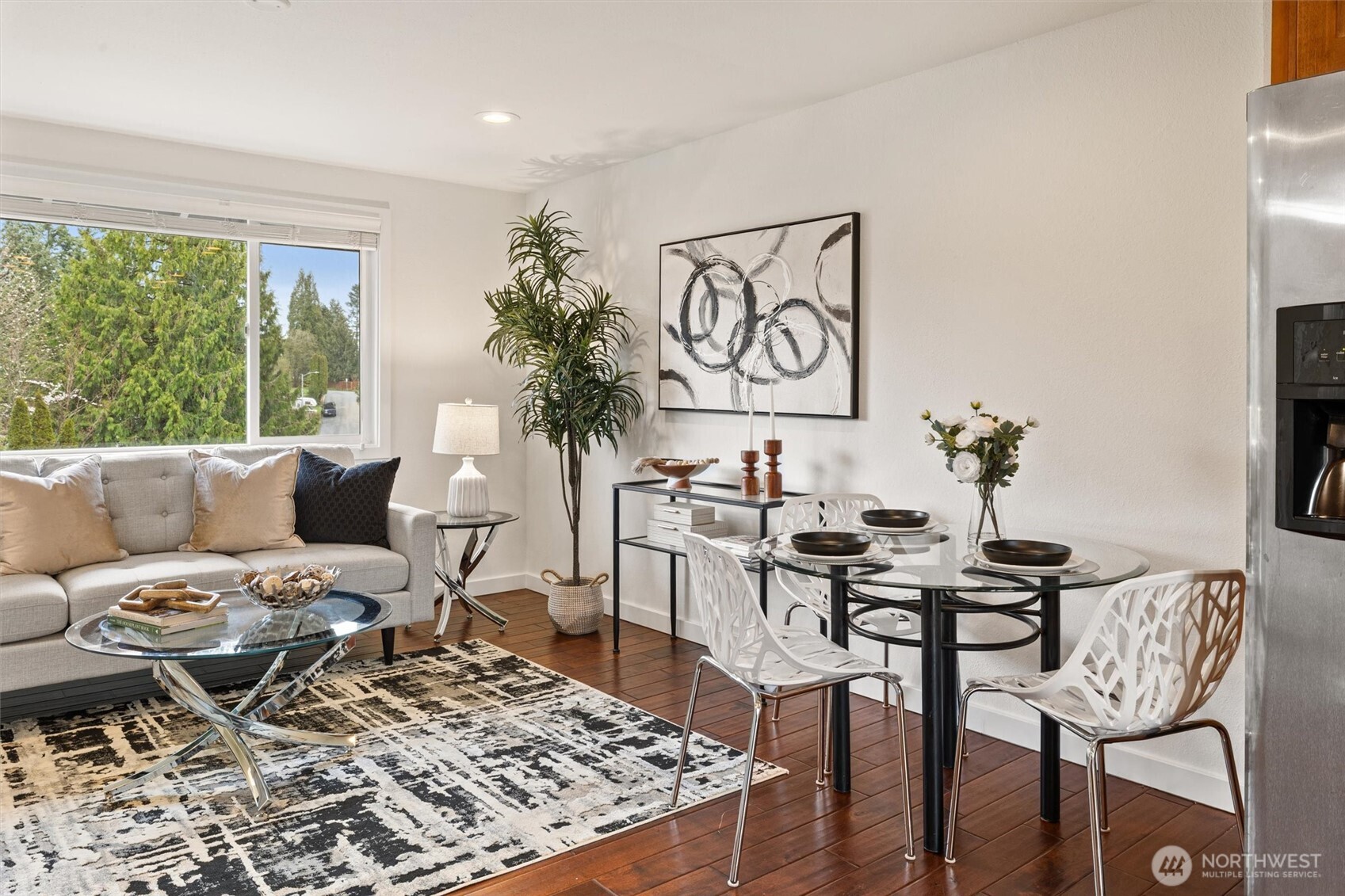 15601 125th Place NE, Woodinville, WA 98072