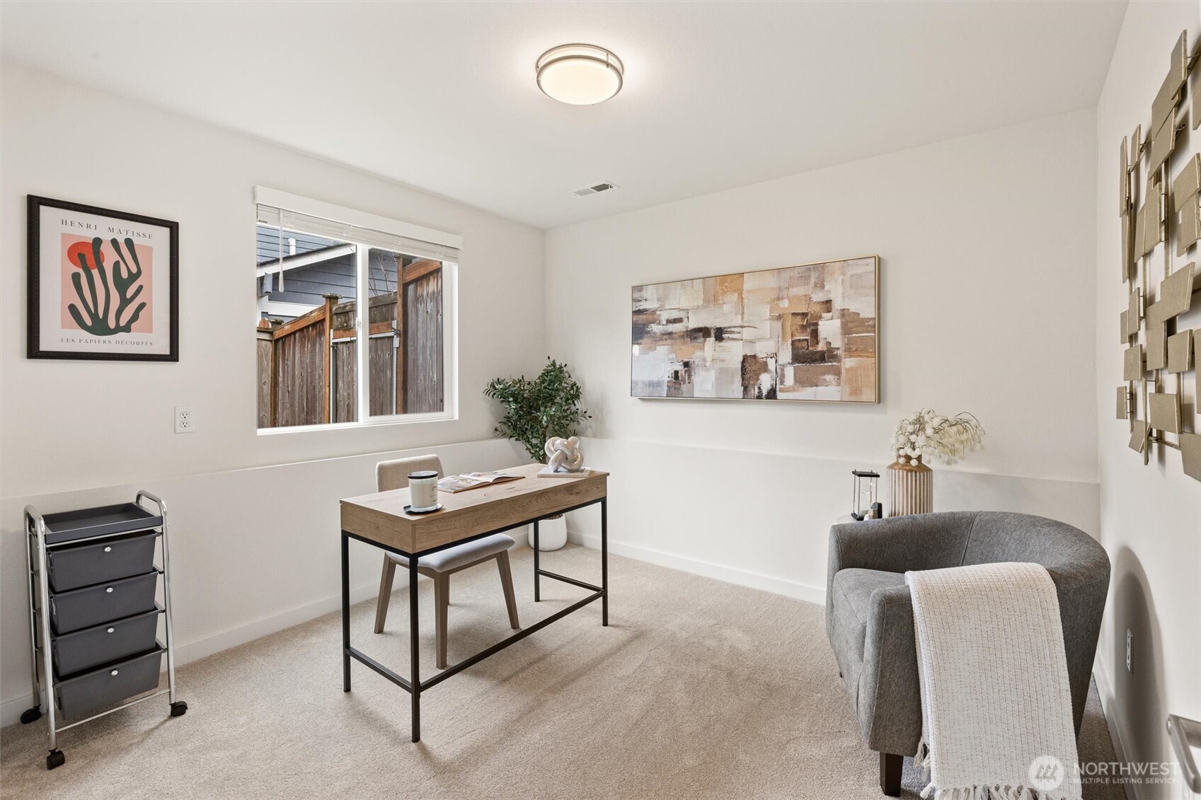 15601 125th Place NE, Woodinville, WA 98072