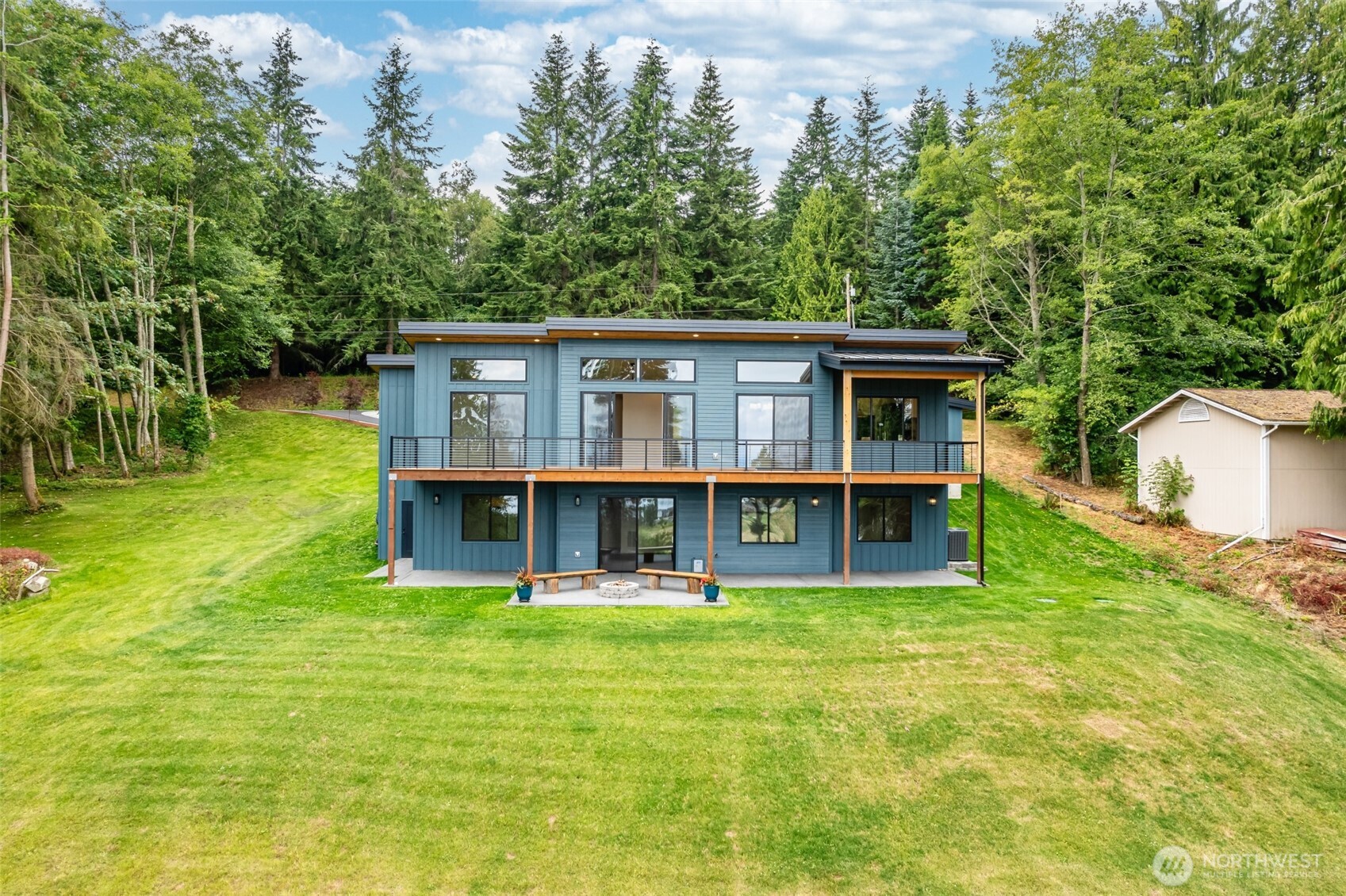 501 Vesper Way , Camano Island, WA 98282