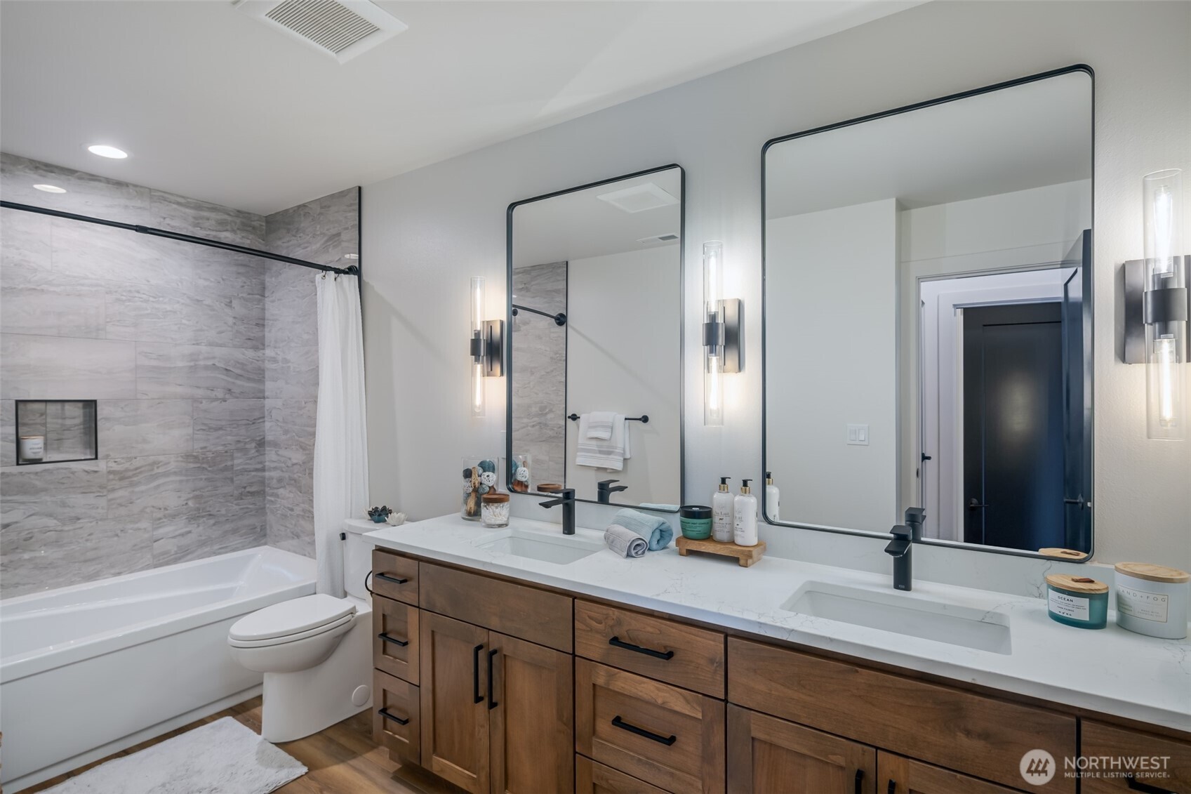 501 Vesper Way , Camano Island, WA 98282