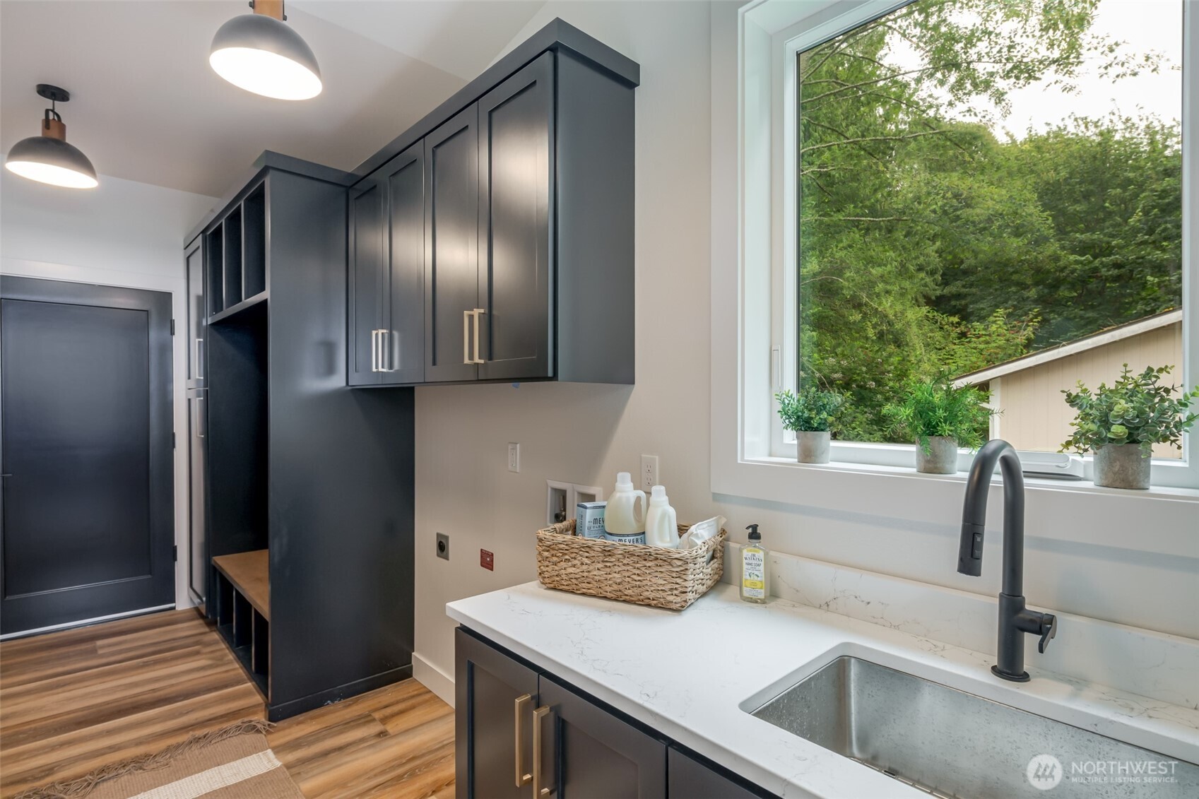 501 Vesper Way , Camano Island, WA 98282