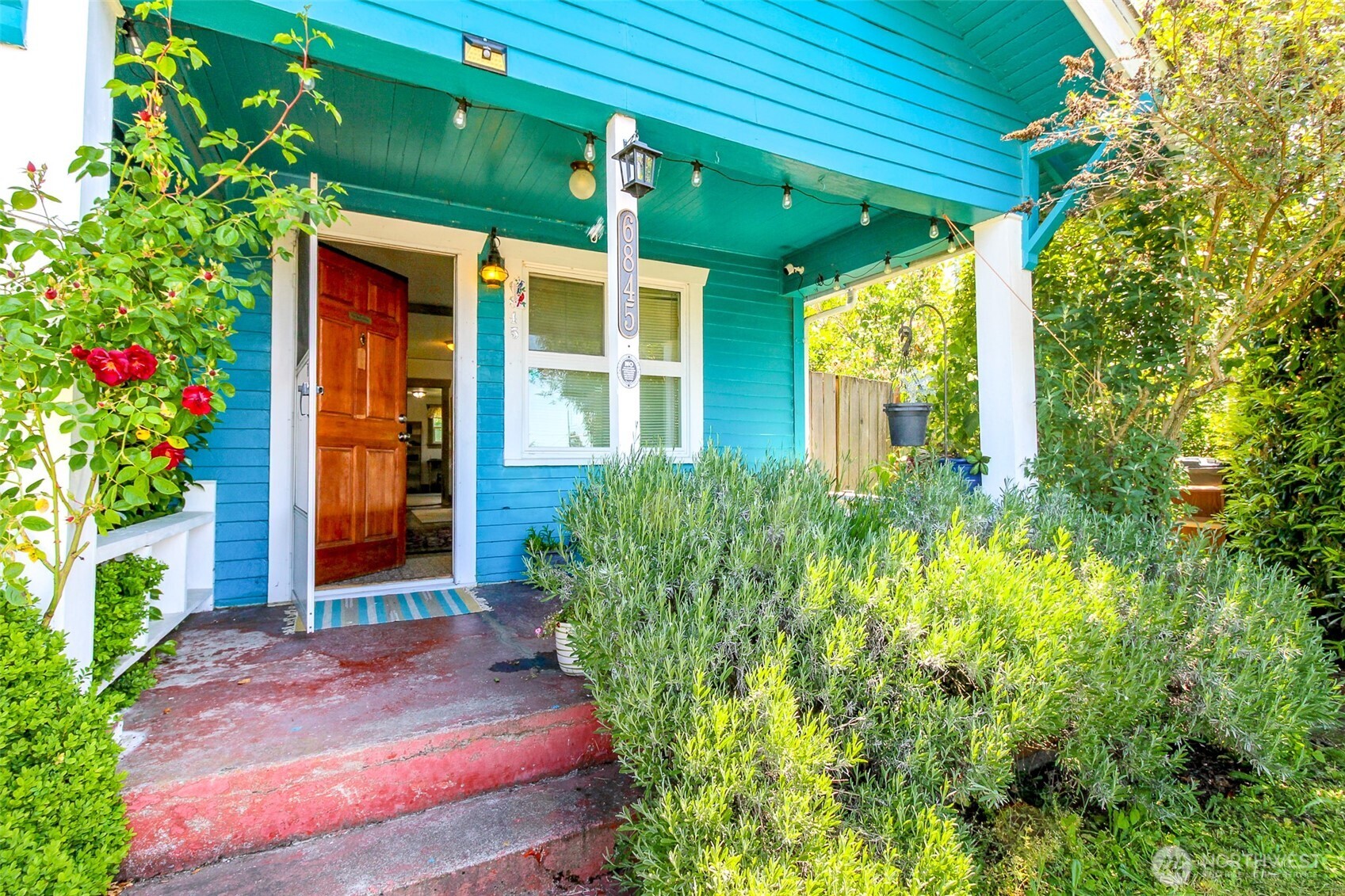 6845 S Clement Avenue , Tacoma, WA 98409