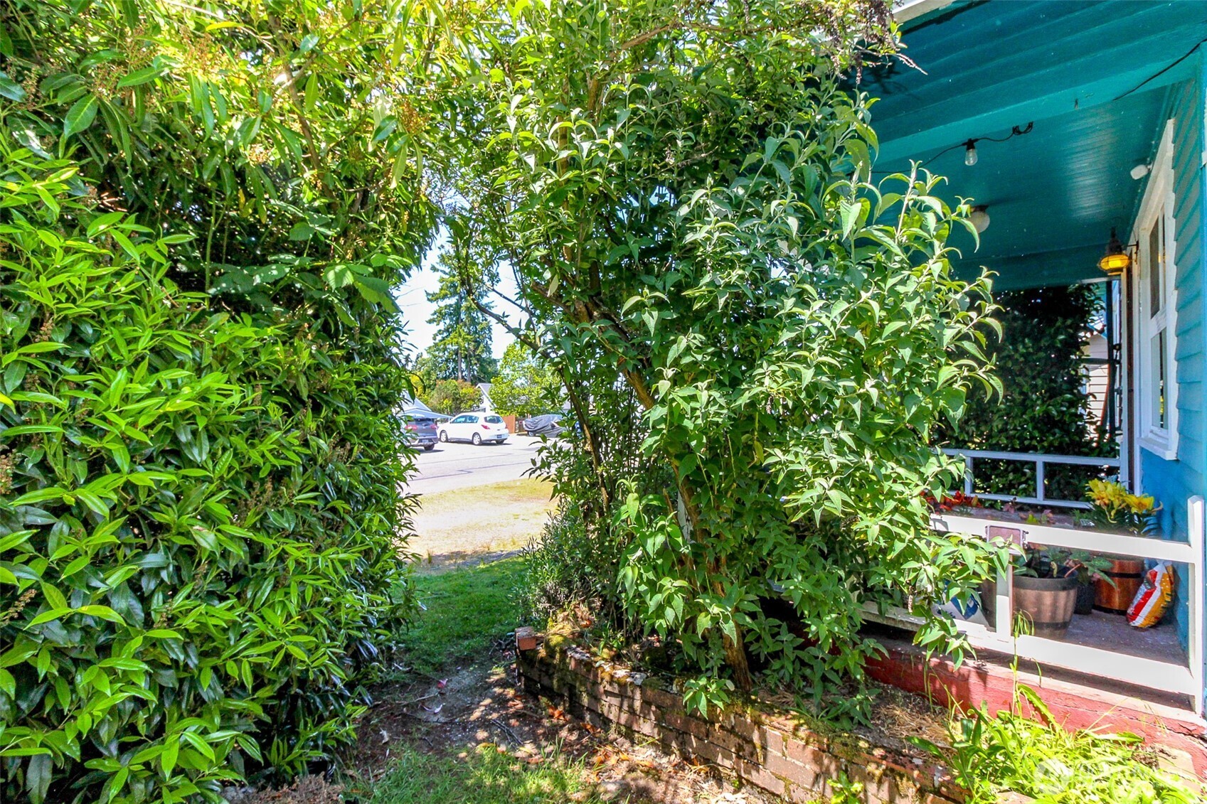 6845 S Clement Avenue , Tacoma, WA 98409