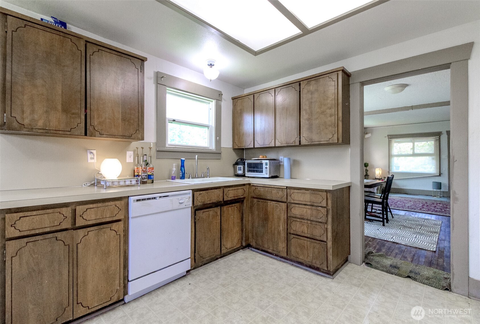 6845 S Clement Avenue , Tacoma, WA 98409