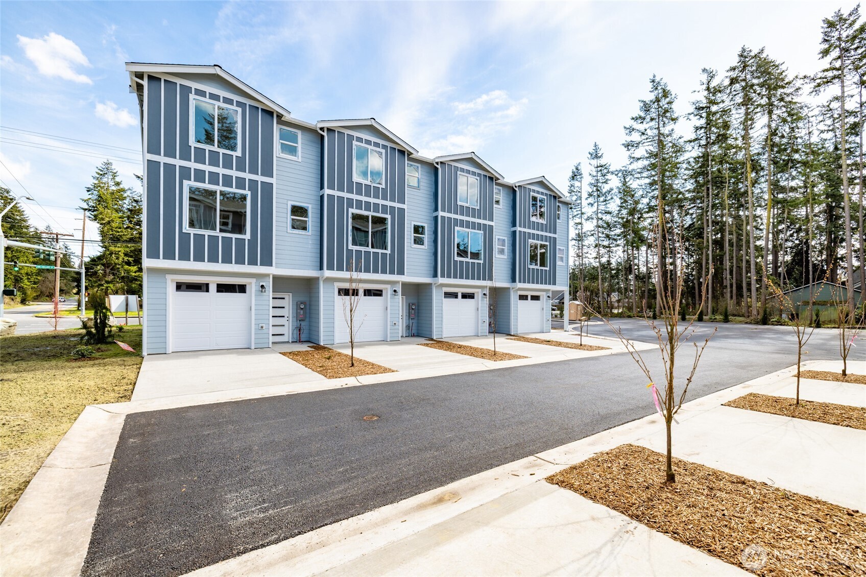 945 NW Heller Street #C1, Oak Harbor, WA 98277