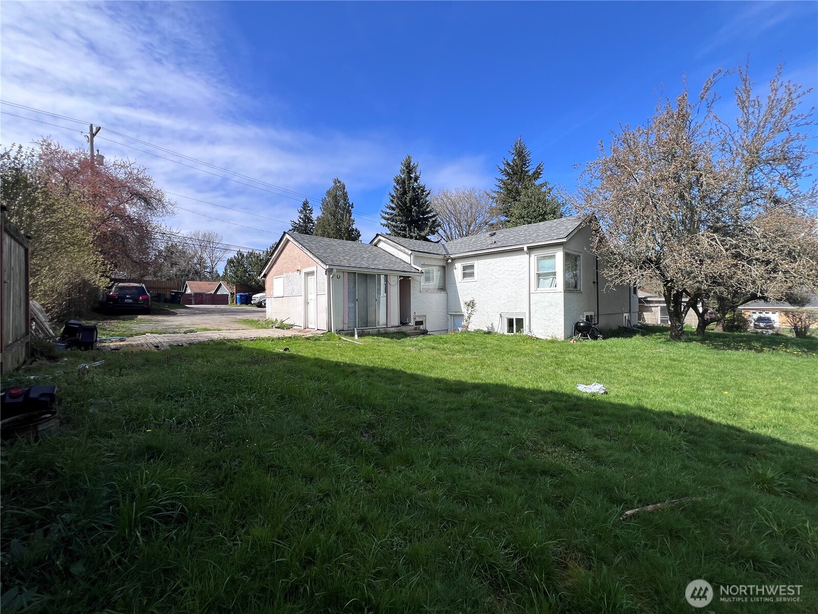 13404 Military Road S, Tukwila, WA 98168