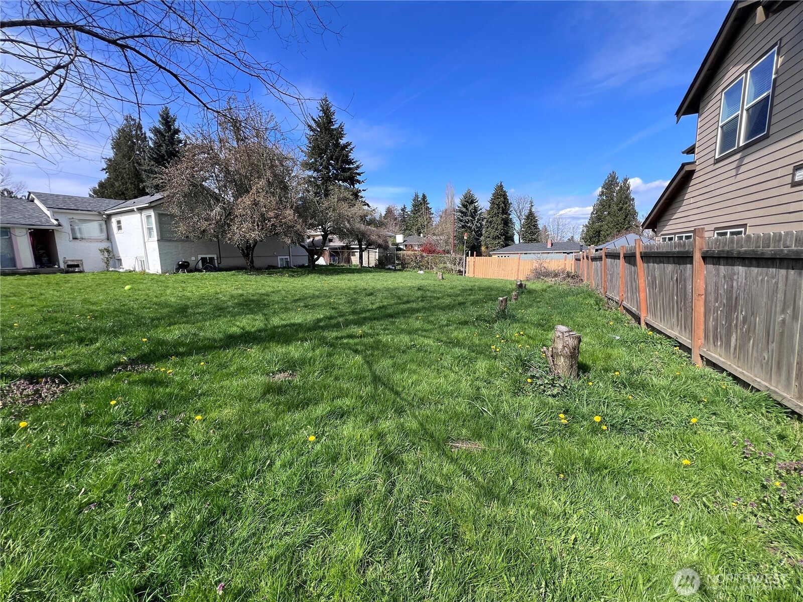 13404 Military Road S, Tukwila, WA 98168