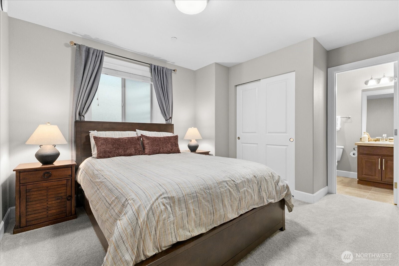 20048 94th Drive NE, Bothell, WA 98011-2348