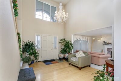 8534 126th Place SE, Newcastle, WA 98056 - Photo 3