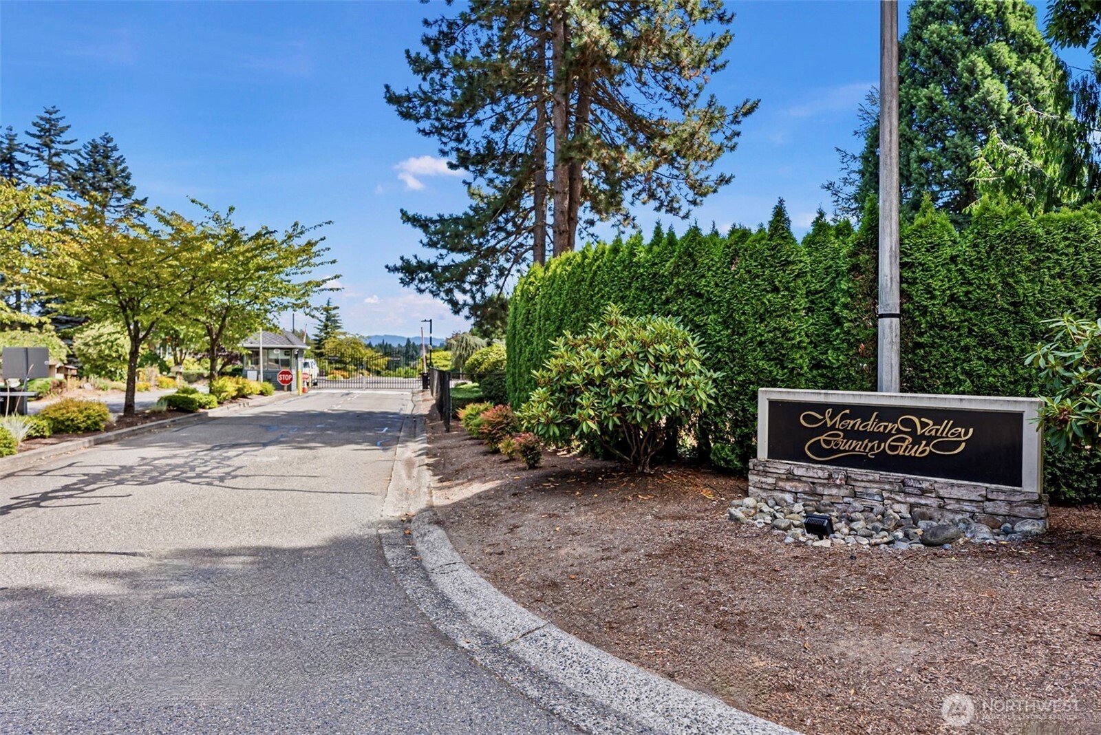 24205 138th Avenue SE, Kent, WA 98042