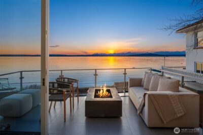 4717 Beach Drive SW, Seattle, WA 98116