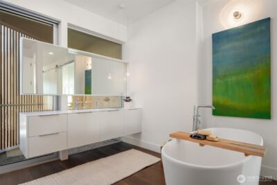 4717 Beach Drive SW, Seattle, WA 98116 - Photo 27