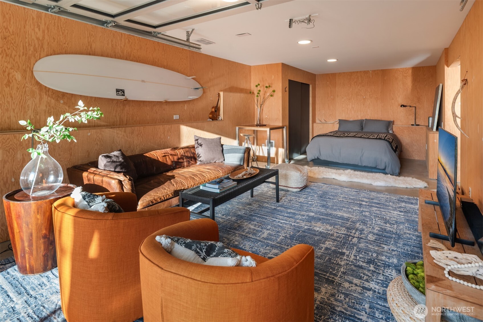 4717 Beach Drive SW, Seattle, WA 98116