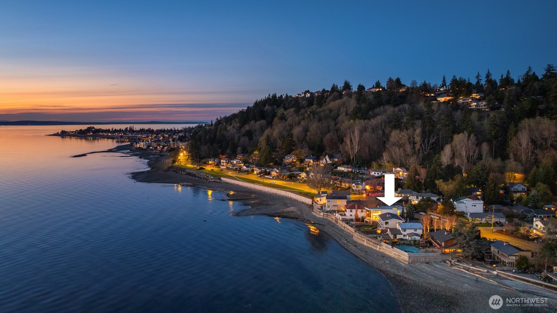 4717 Beach Drive SW, Seattle, WA 98116