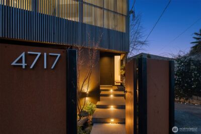 4717 Beach Drive SW, Seattle, WA 98116 - Photo 5