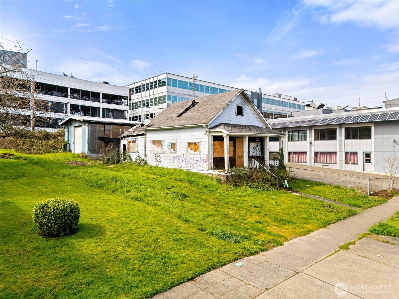 1334 Fawcett Avenue , Tacoma, WA 98402-1905