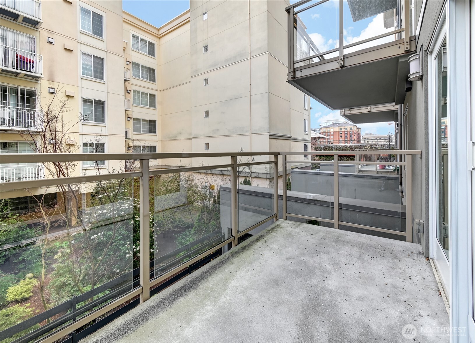 11011 NE 12th Street #202, Bellevue, WA 98004