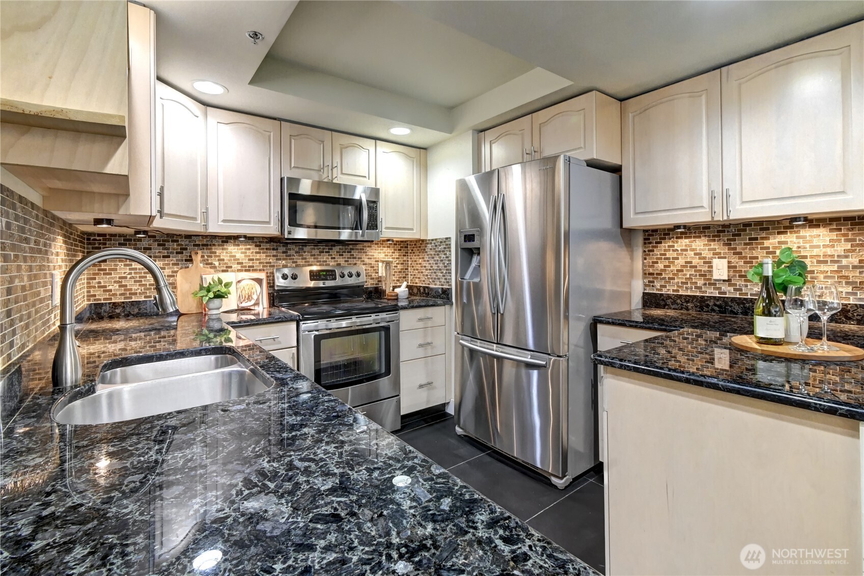 11011 NE 12th Street #202, Bellevue, WA 98004