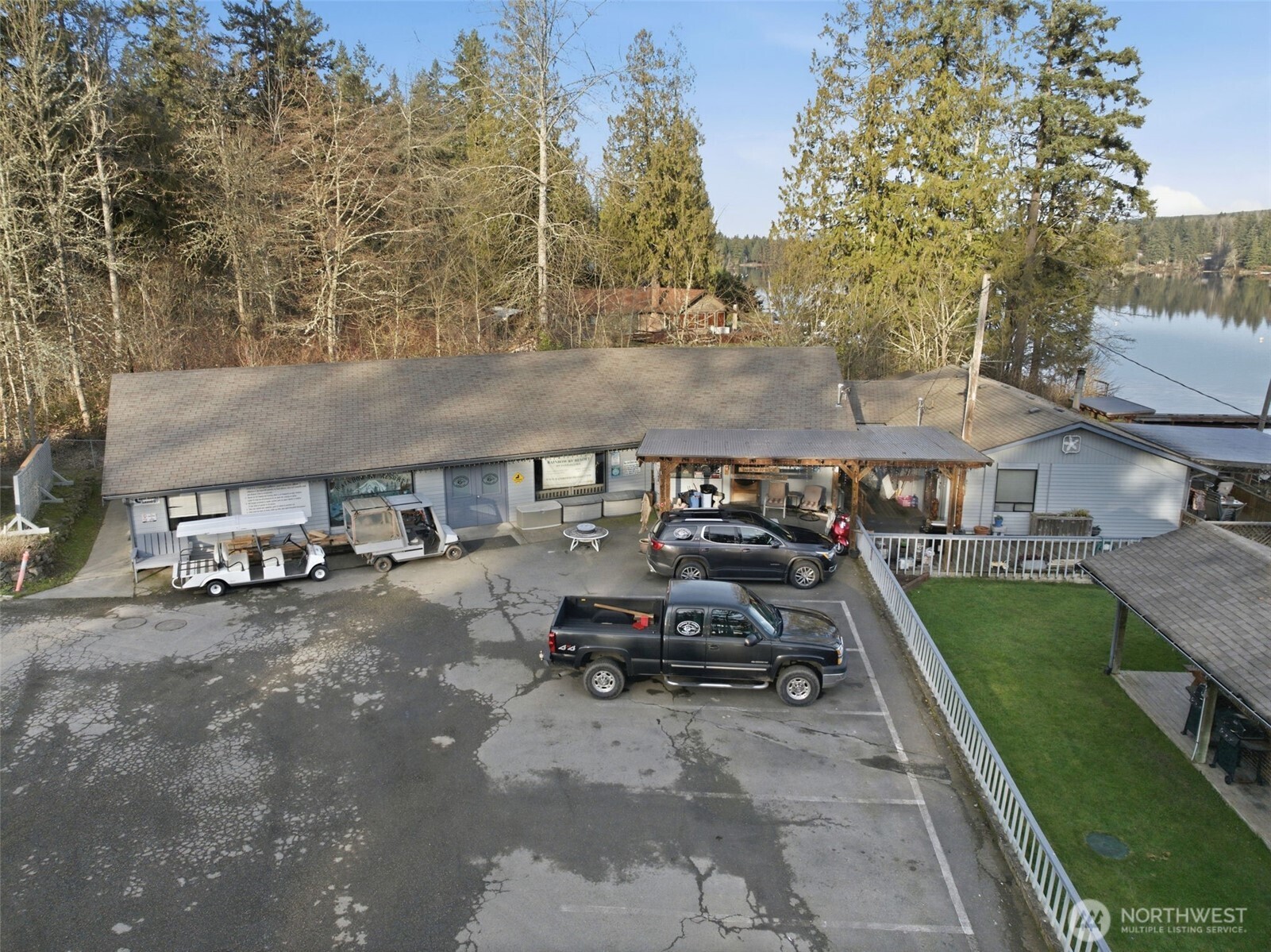 34323 Tanwax Drive E, Eatonville, WA 98328