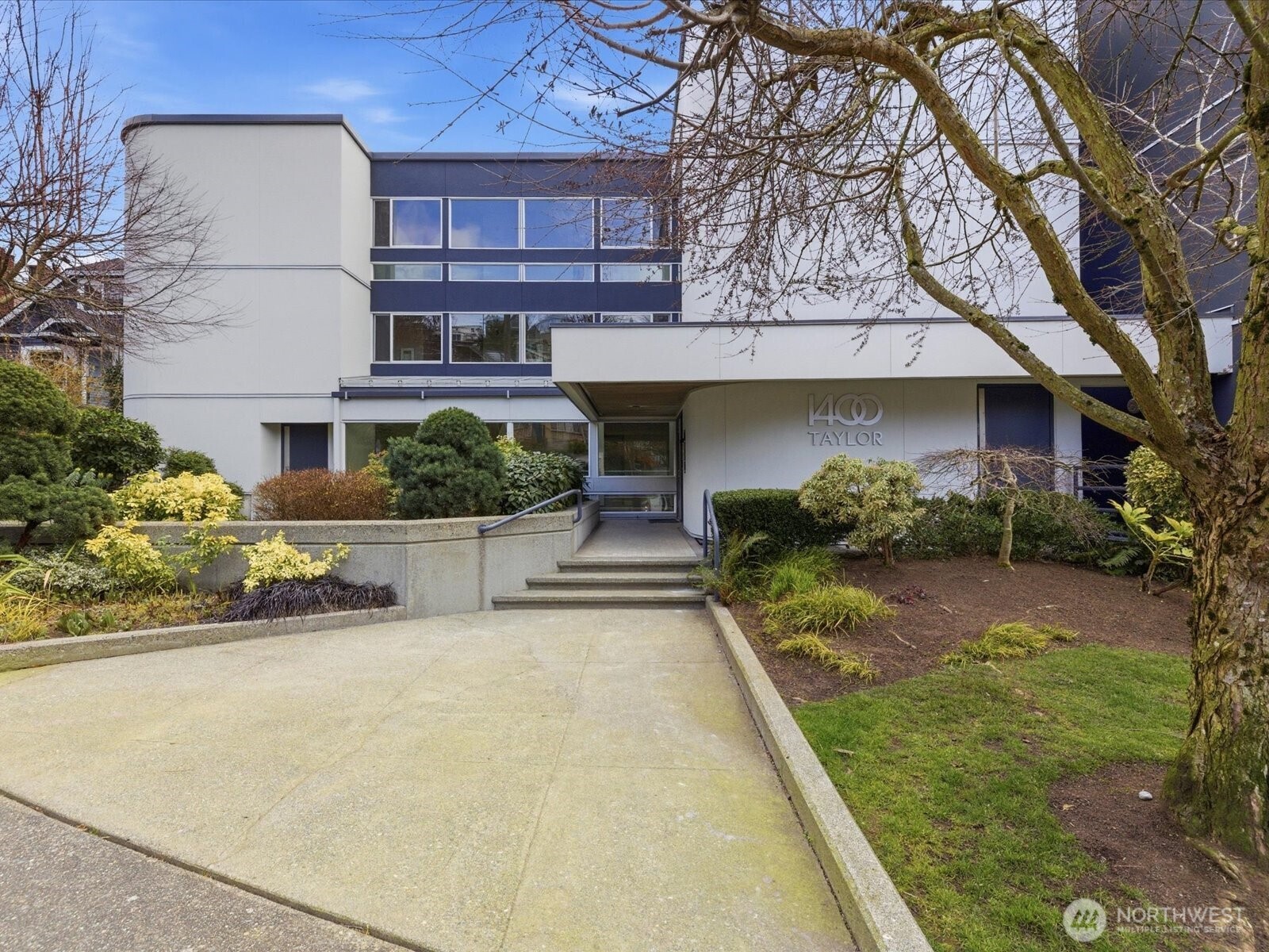 1400 Taylor Avenue N #201, Seattle, WA 98109
