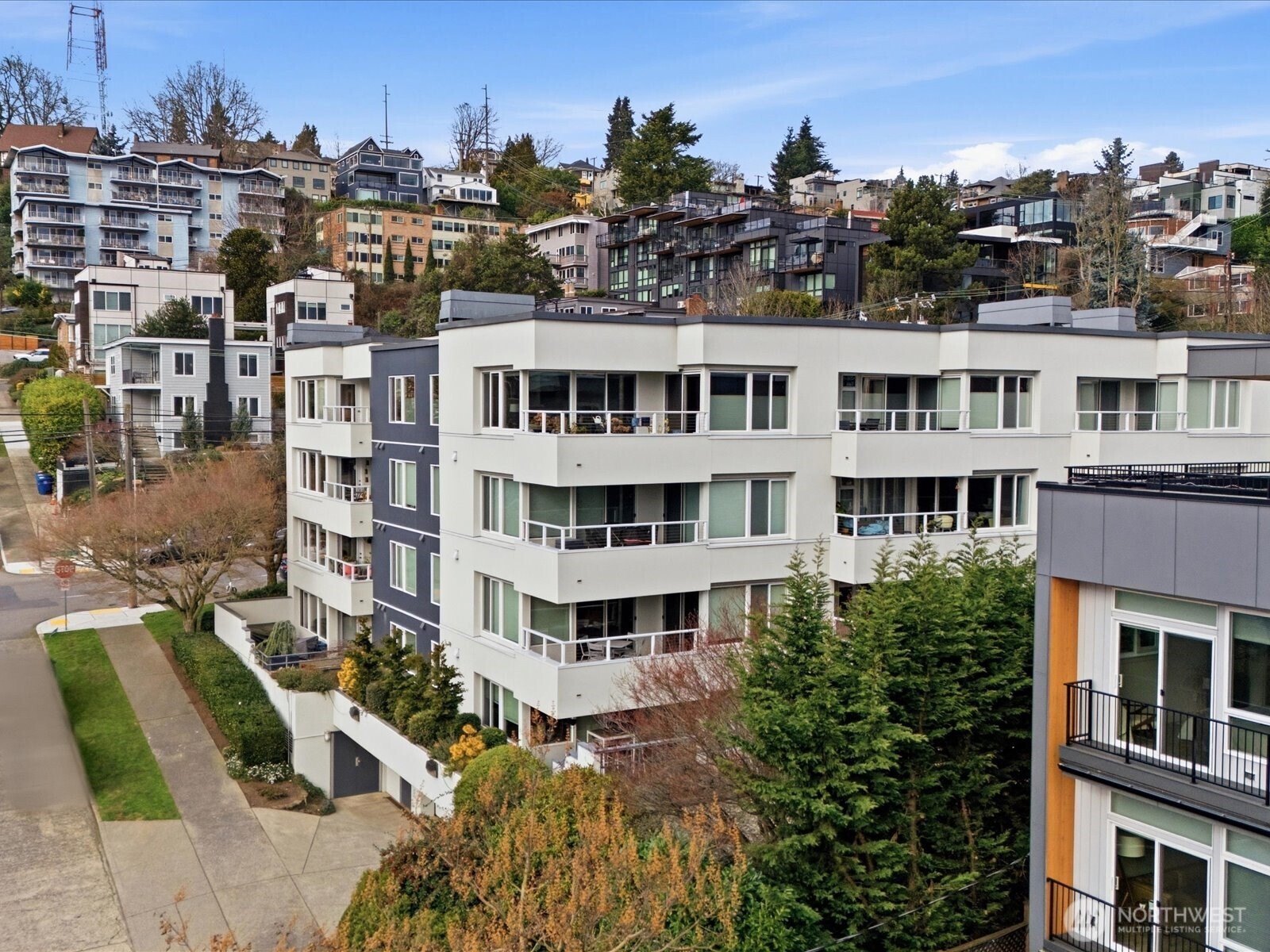 1400 Taylor Avenue N #201, Seattle, WA 98109