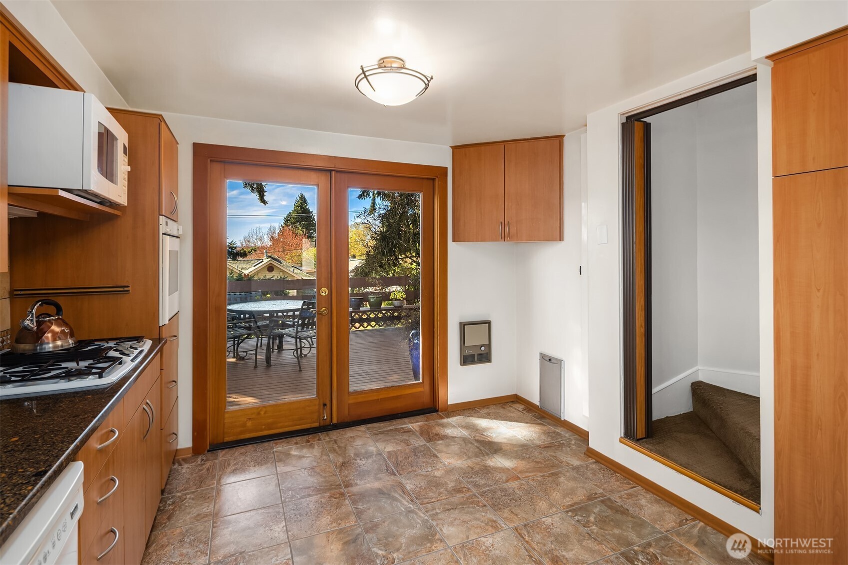 3955 Phinney Avenue N, Seattle, WA 98103