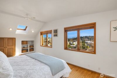 3955 Phinney Avenue N, Seattle, WA 98103 - Photo 18