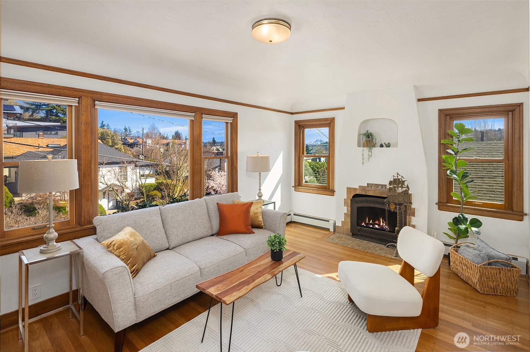 3955 Phinney Avenue N, Seattle, WA 98103