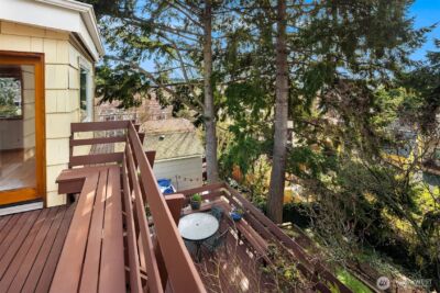 3955 Phinney Avenue N, Seattle, WA 98103 - Photo 23