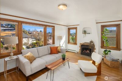 3955 Phinney Avenue N, Seattle, WA 98103 - Photo 3