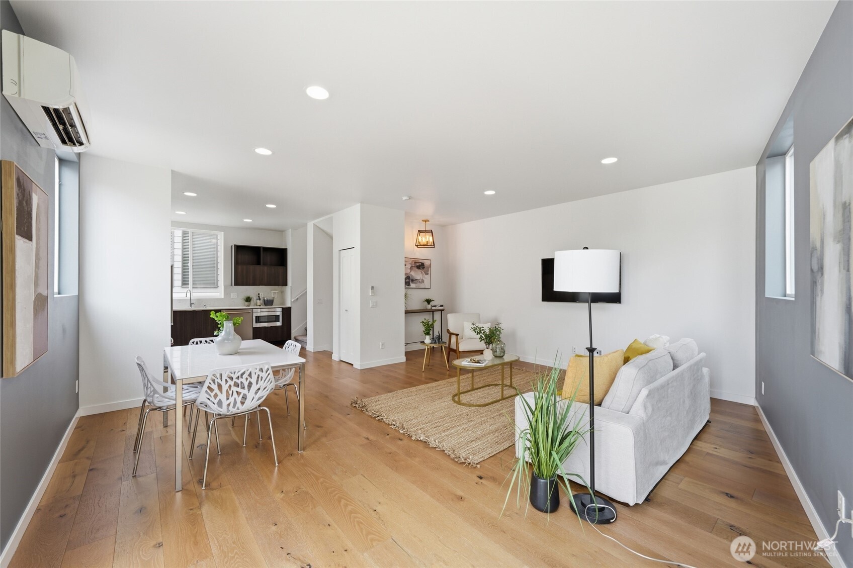 2512 Yale Avenue E #B, Seattle, WA 98102