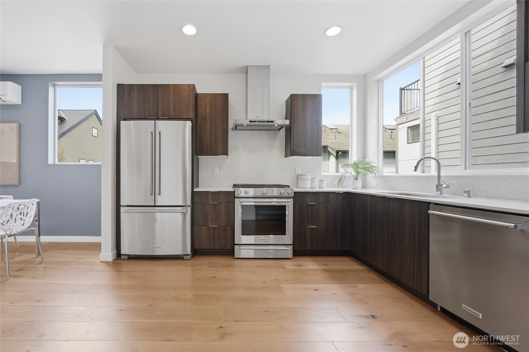 2512 Yale Avenue E #B, Seattle, WA 98102