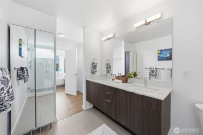 2512 Yale Avenue E #B, Seattle, WA 98102 - Photo 18